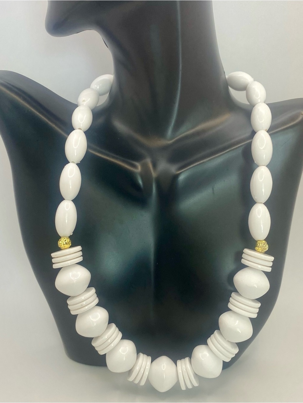 Vintage White Chunky Statement Bead Necklace w/ Gold Roses 18”